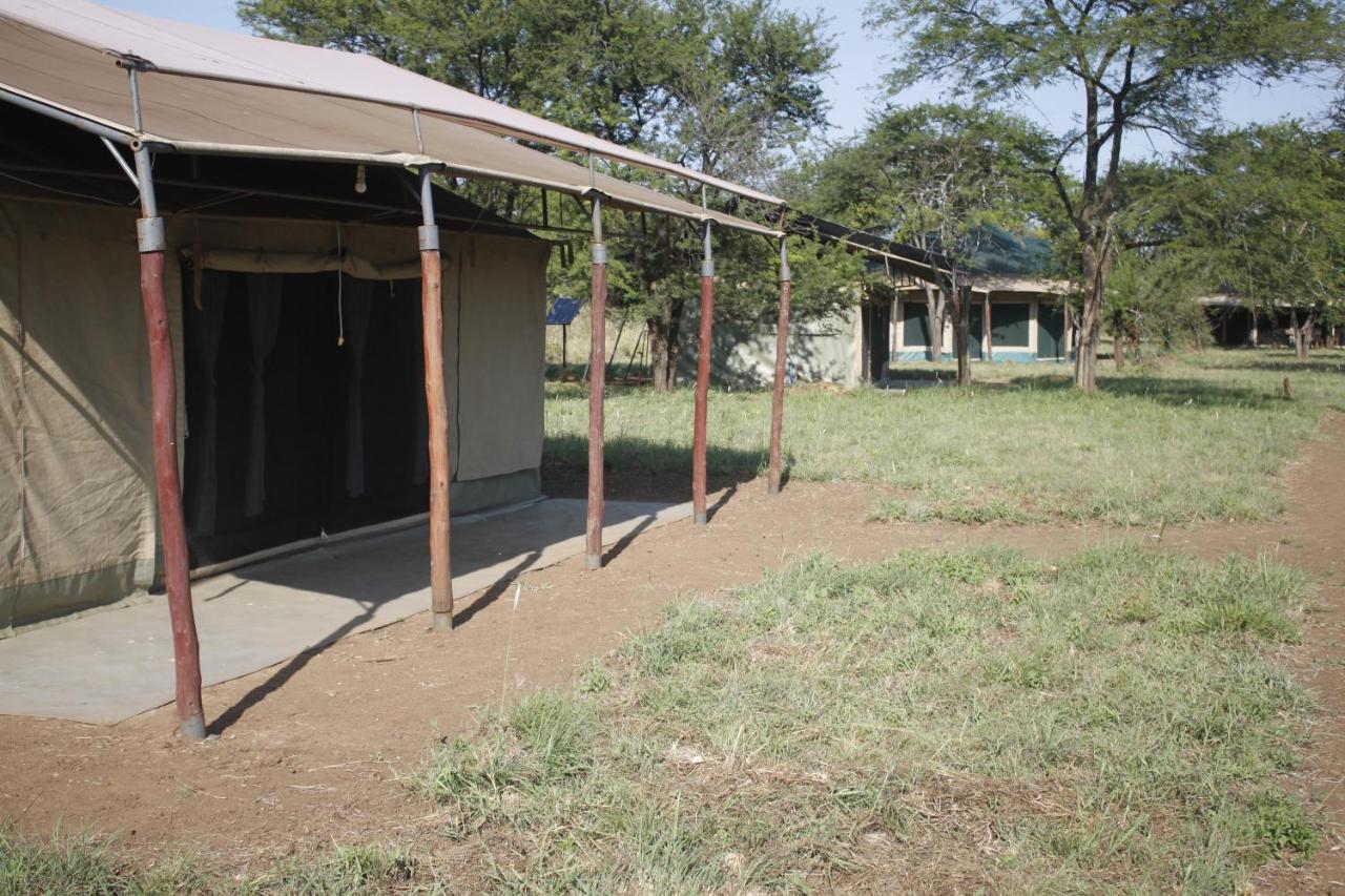 Banagi Osero Serengeti Luxury Tented Camp מראה חיצוני תמונה